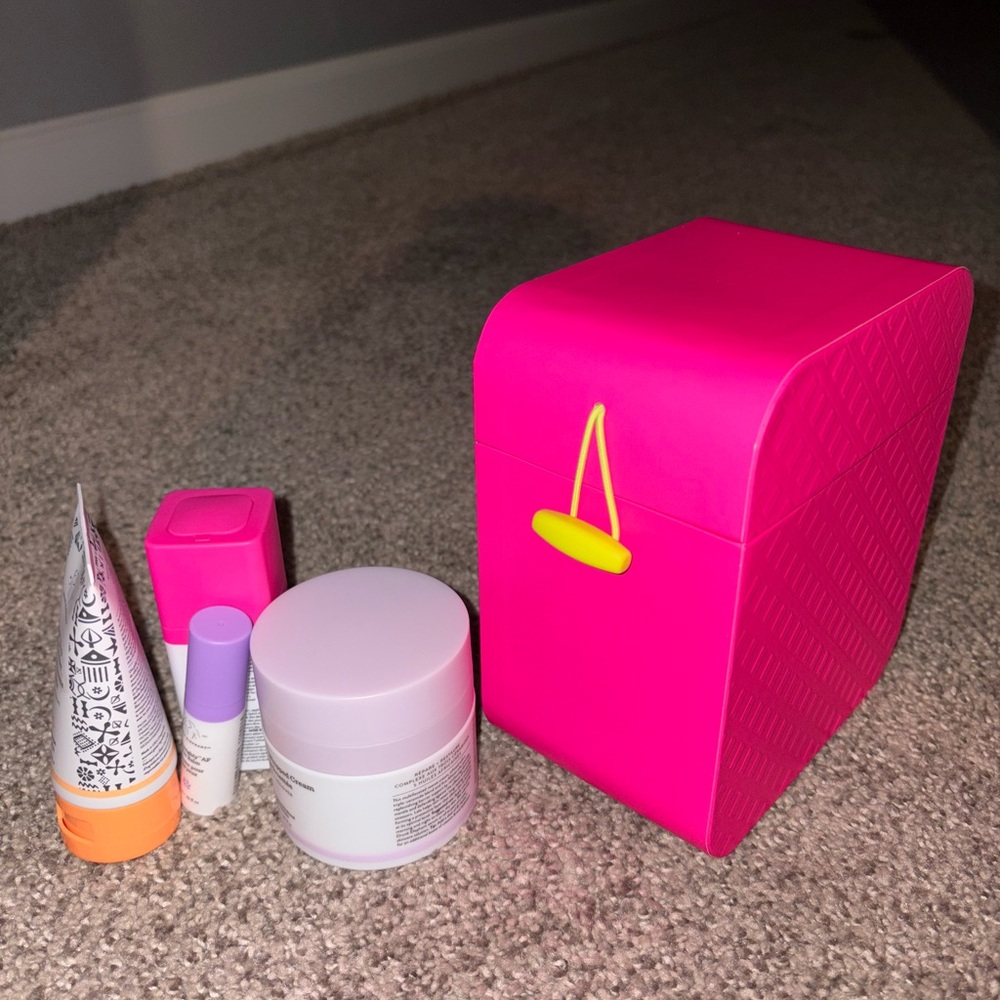 Drunk Elephant the coast is clear night Kit